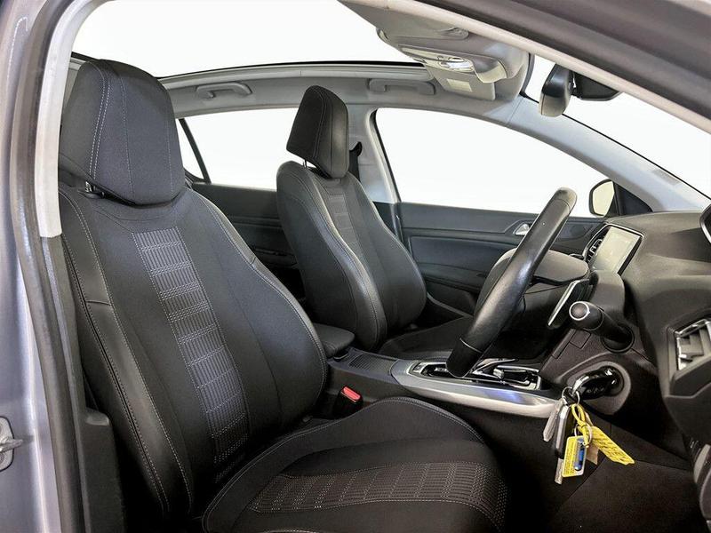 Used Peugeot 308 2018 for sale - 76603414: Photo 13