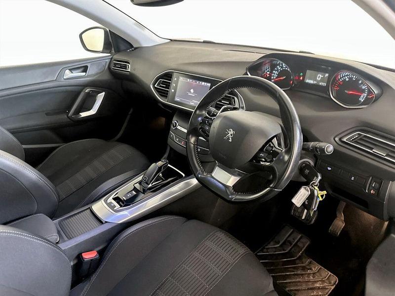 Used Peugeot 308 2018 for sale - 76603414: Photo 16