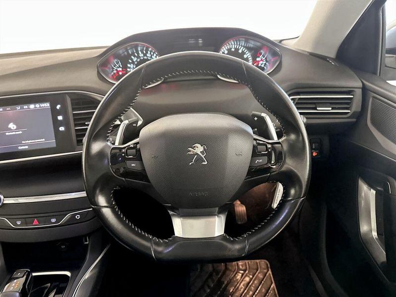 Used Peugeot 308 2018 for sale - 76603414: Photo 17