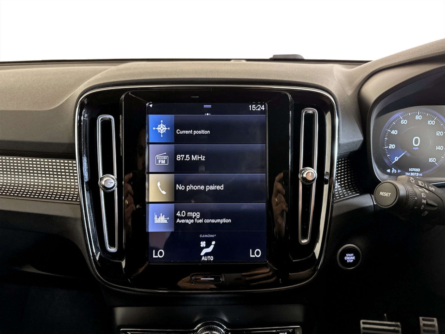 Used Volvo XC40 2021 for sale - 77667807: Photo 24