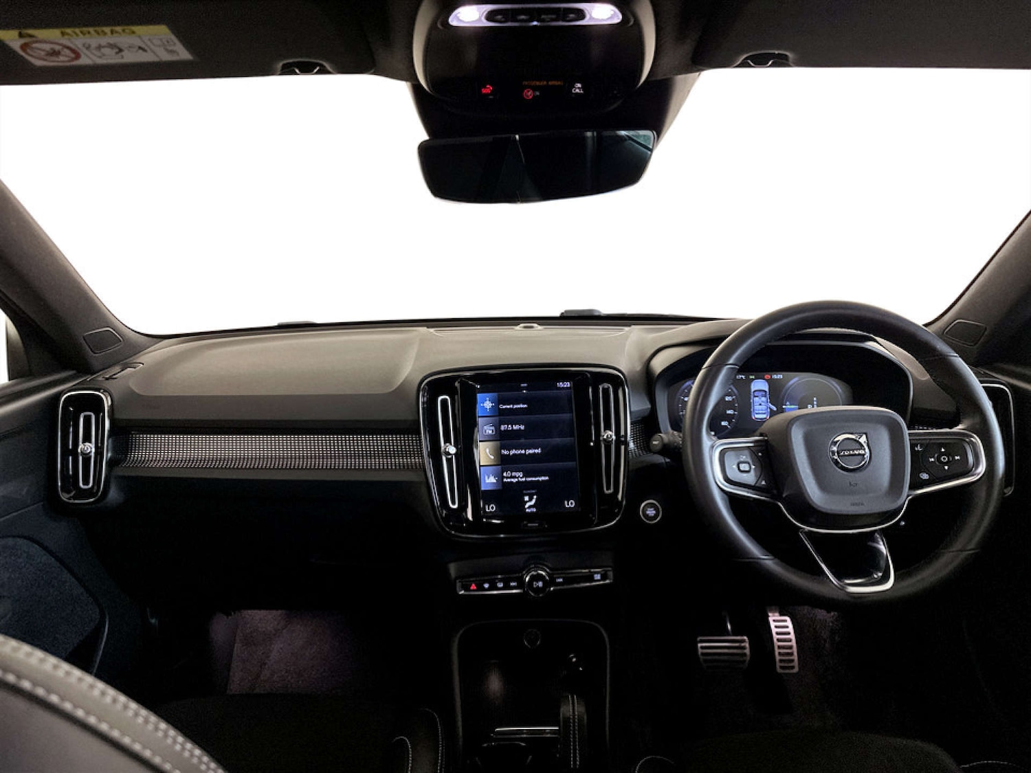 Used Volvo XC40 2021 for sale - 77667807: Photo 3