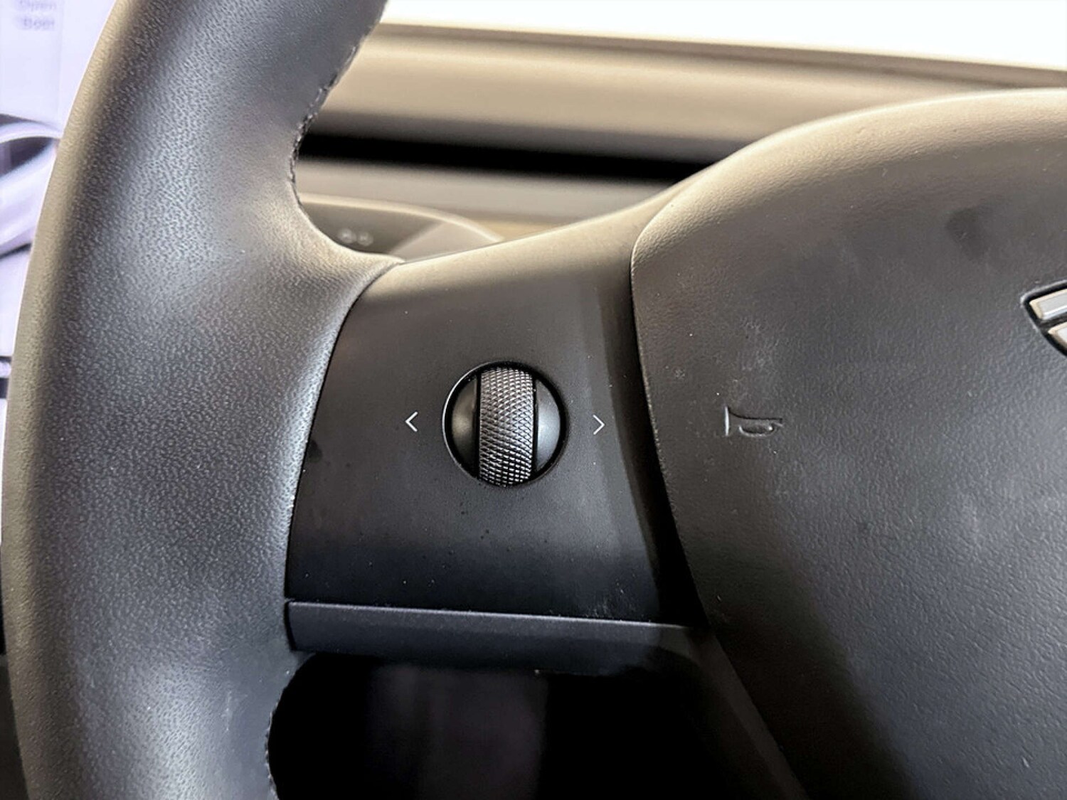 Used Tesla Model Y 2022 for sale - 77470002: Photo 16