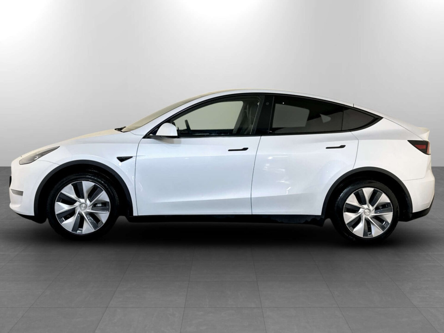 Used Tesla Model Y 2022 for sale - 77470002: Photo 6
