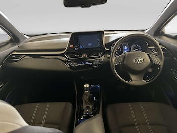 Used Toyota C-HR 2022 for sale - 79491333: Photo