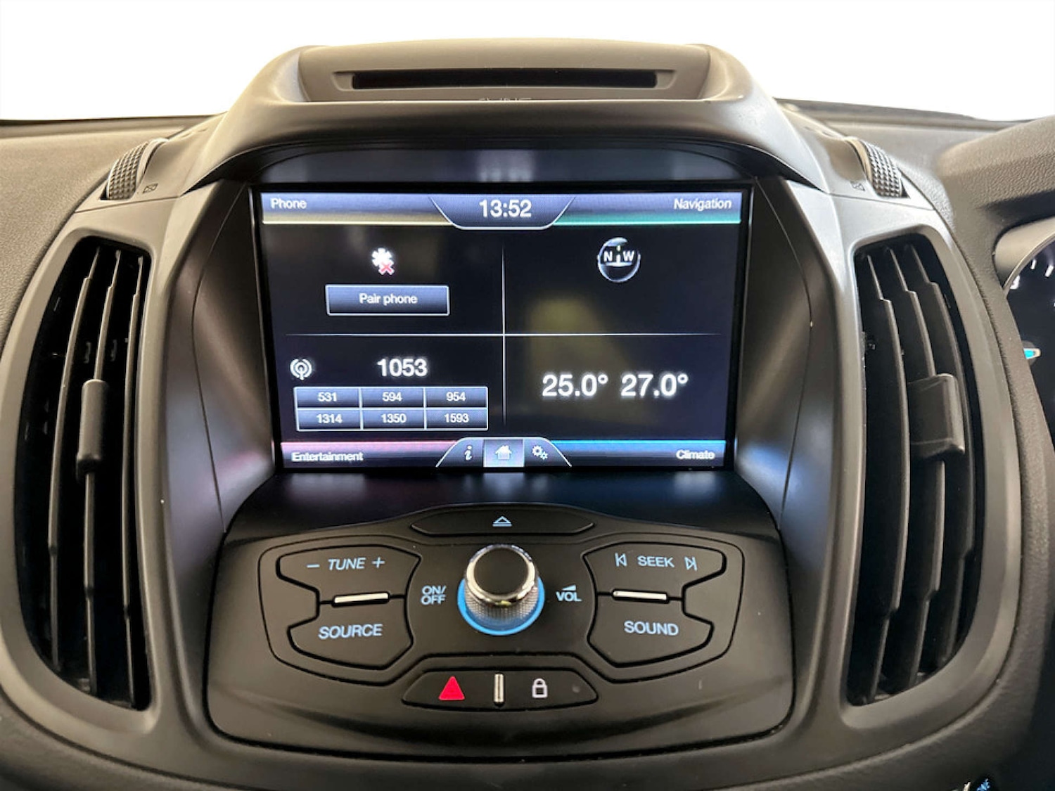 Used Ford Kuga 2016 for sale - 77227807: Photo 24