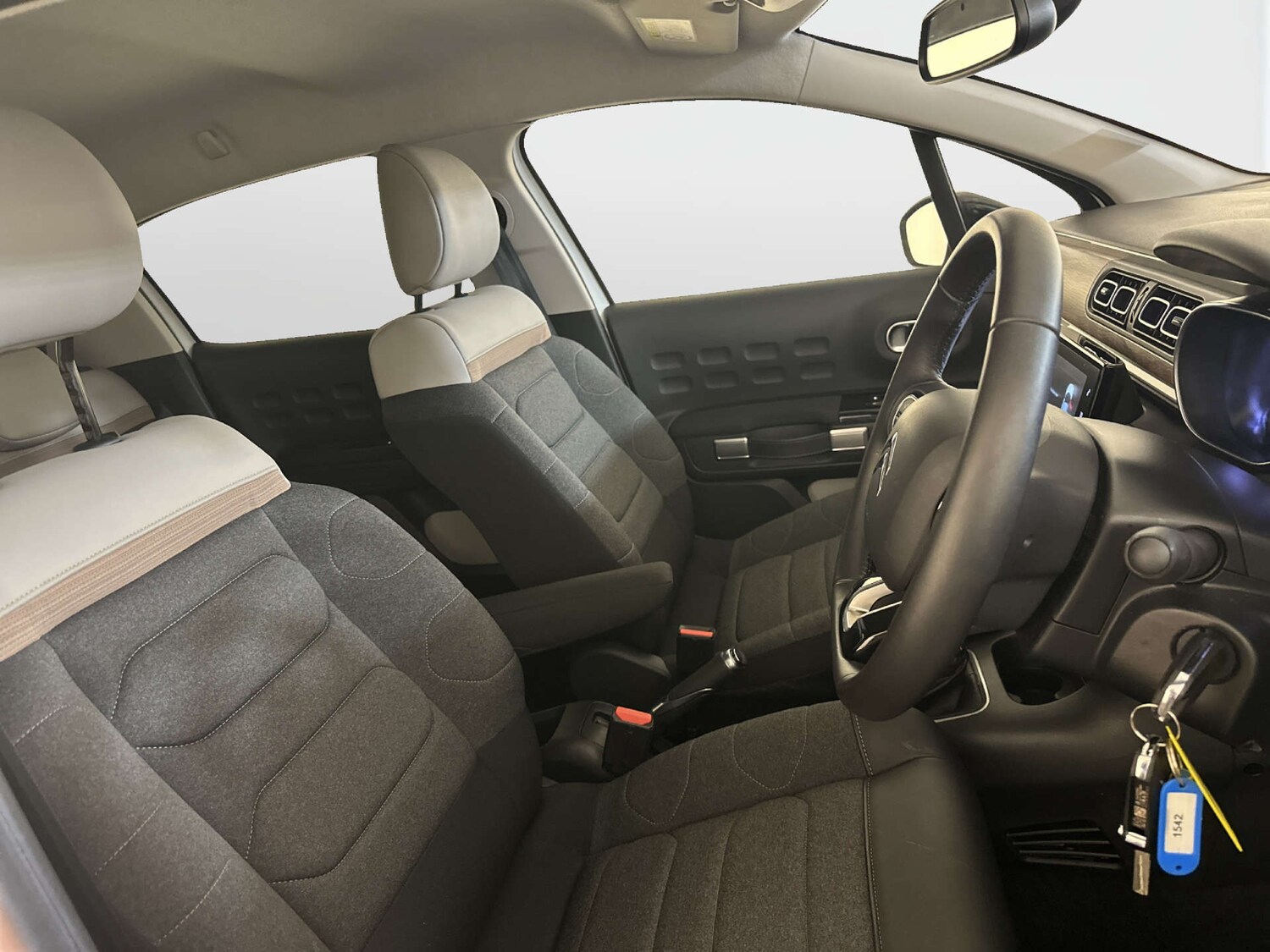 Used Citroen C3 2024 for sale - 77829941: Photo 13