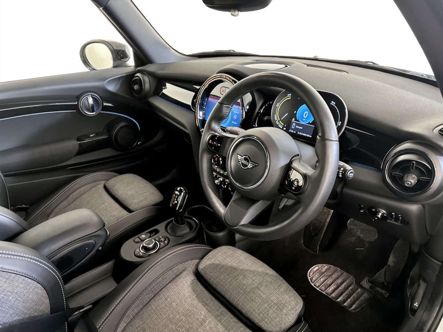 Used MINI Hatch 2023 for sale - 77639627: Photo 15