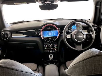 Used MINI Hatch 2023 for sale - 77639627: Photo