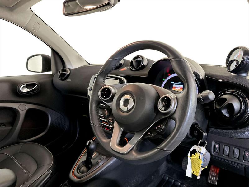 Used smart fortwo 2021 for sale - 77023013: Photo 14