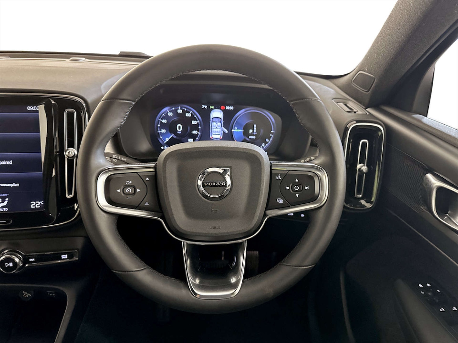 Used Volvo XC40 2022 for sale - 77378428: Photo 15