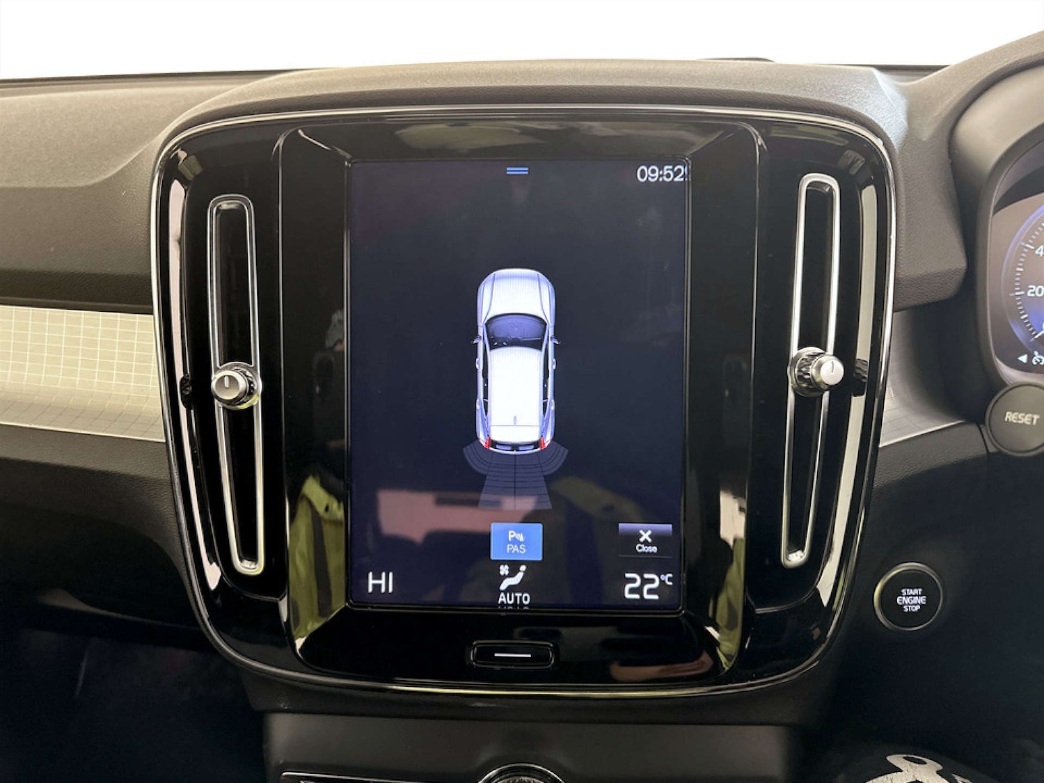 Used Volvo XC40 2022 for sale - 77378428: Photo 23