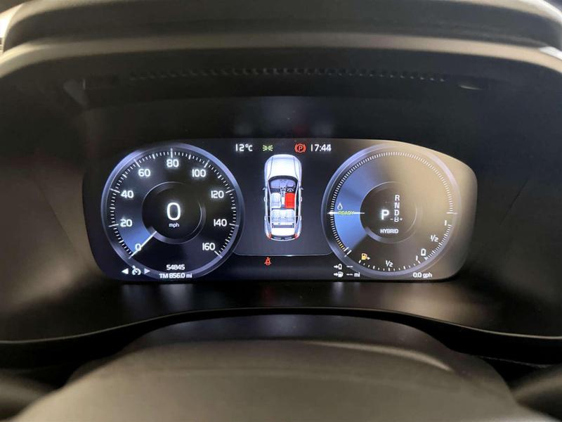 Used Volvo XC40 2021 for sale - 76941272: Photo 18