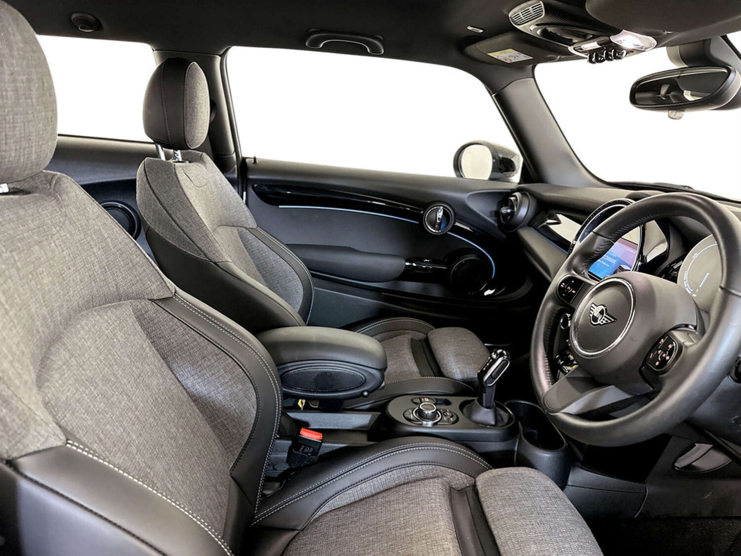 Used MINI Hatch 2023 for sale - 77581160: Photo 13