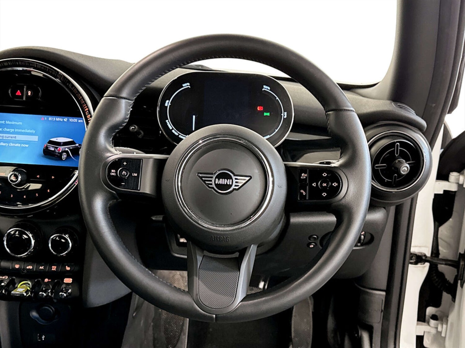 Used MINI Hatch 2023 for sale - 77581160: Photo 16