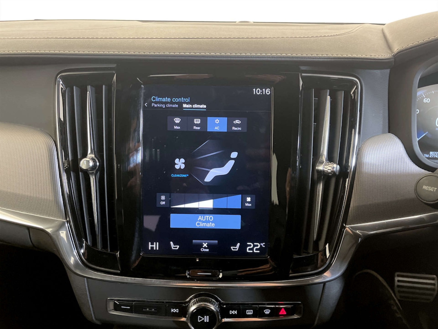 Used Volvo V90 2019 for sale - 77185751: Photo 23