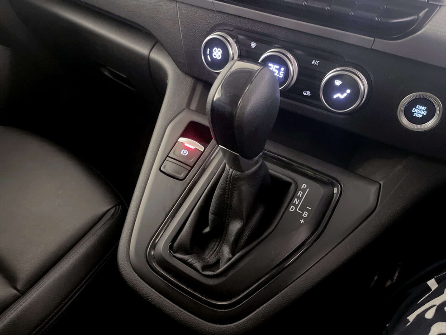 Used Nissan Other 2023 for sale - 77469976: Photo 26