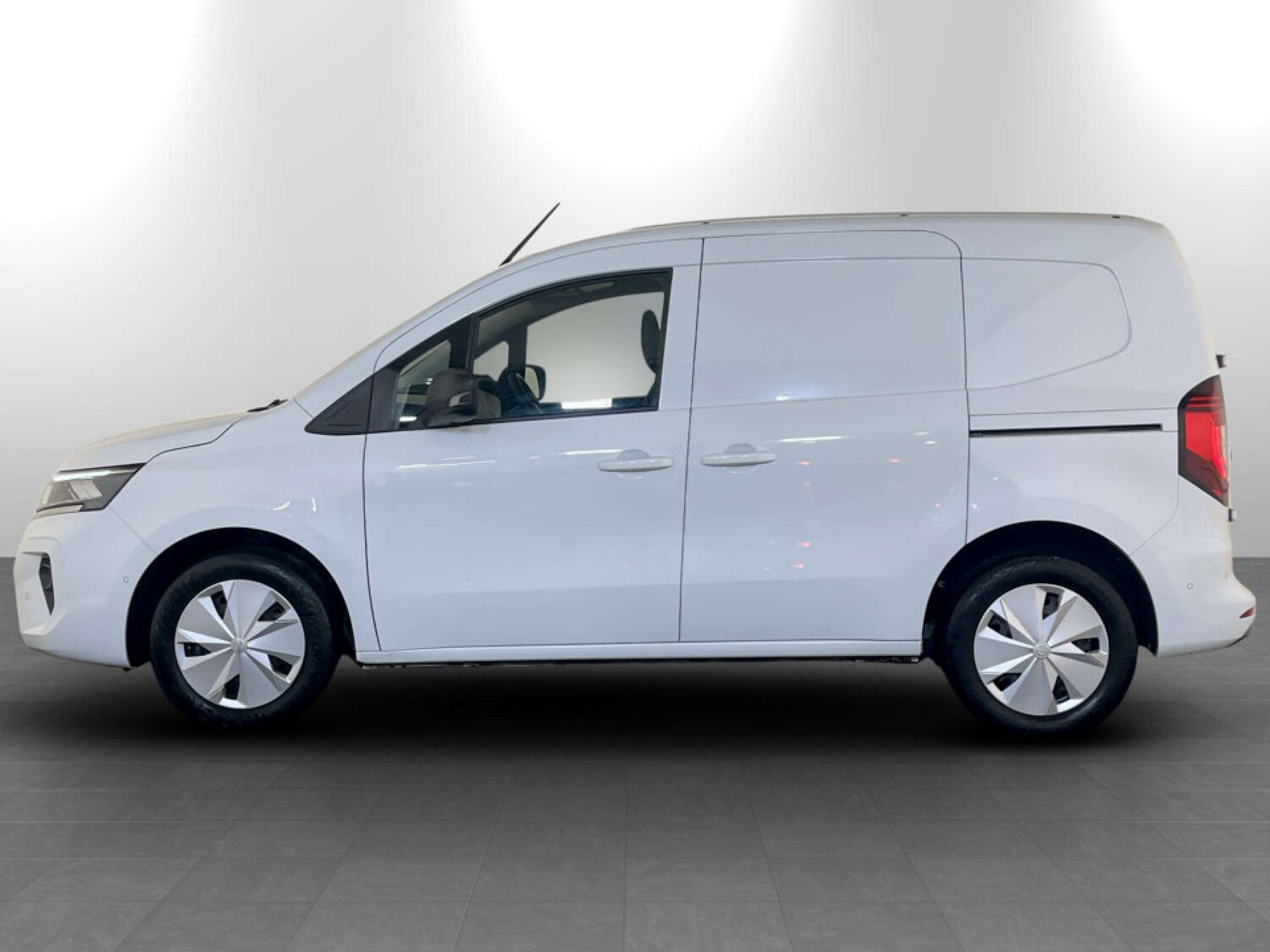 Used Nissan Other 2023 for sale - 77469976: Photo 7