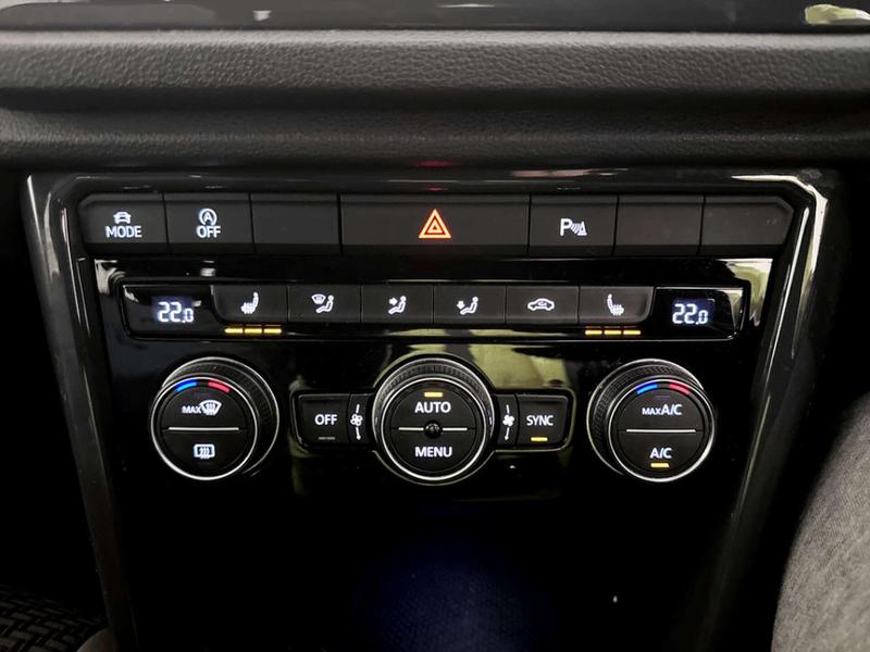 Used Volkswagen T-Roc 2018 for sale - 76791435: Photo 24