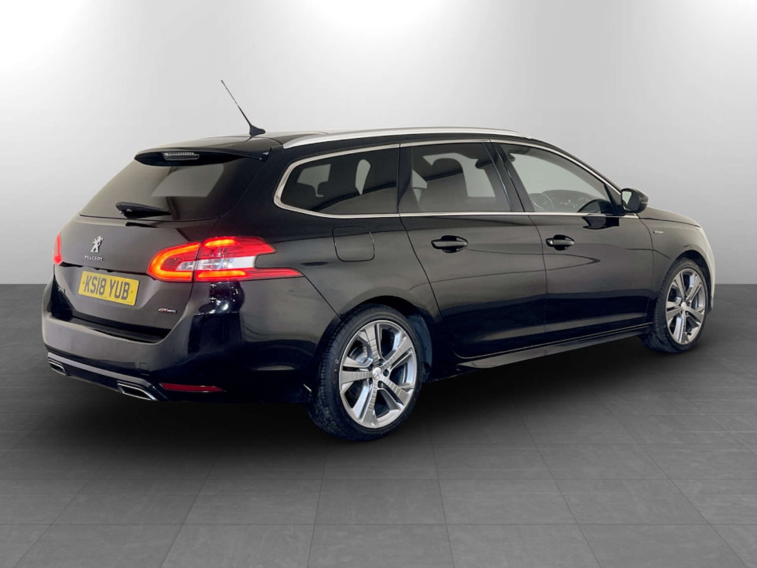 Used Peugeot 308 2018 for sale - 77734926: Photo 10