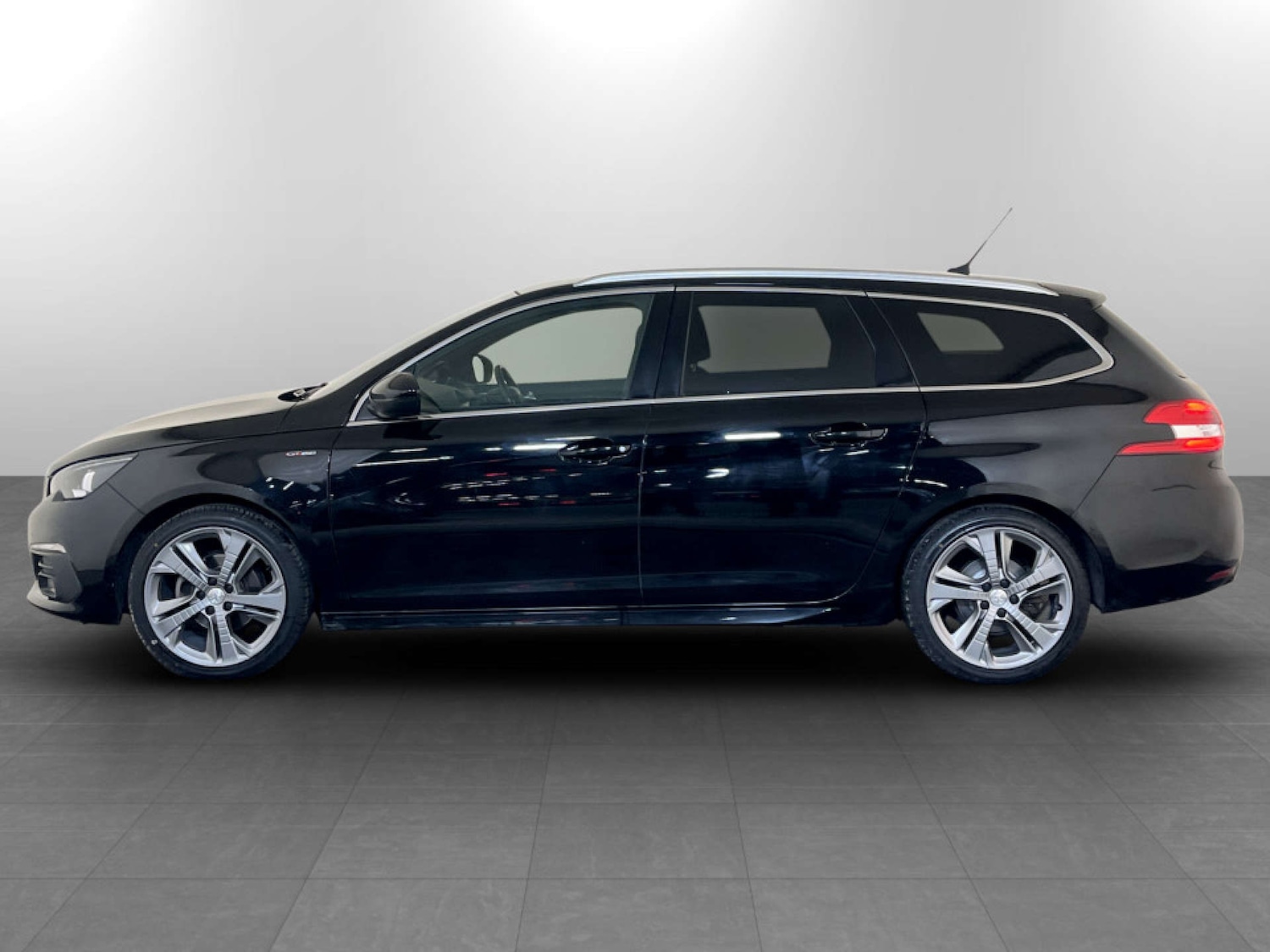 Used Peugeot 308 2018 for sale - 77734926: Photo 7