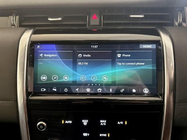 Used Land Rover Discovery Sport 2020 for sale - 76286926: Photo 23