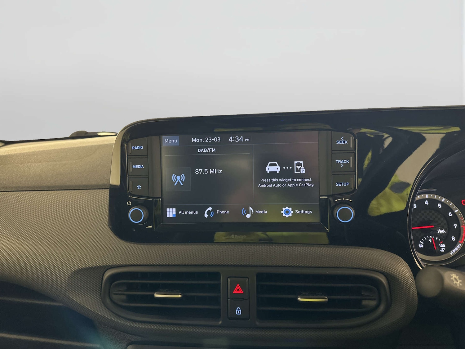 Used Hyundai i10 2022 for sale - 77989969: Photo 22