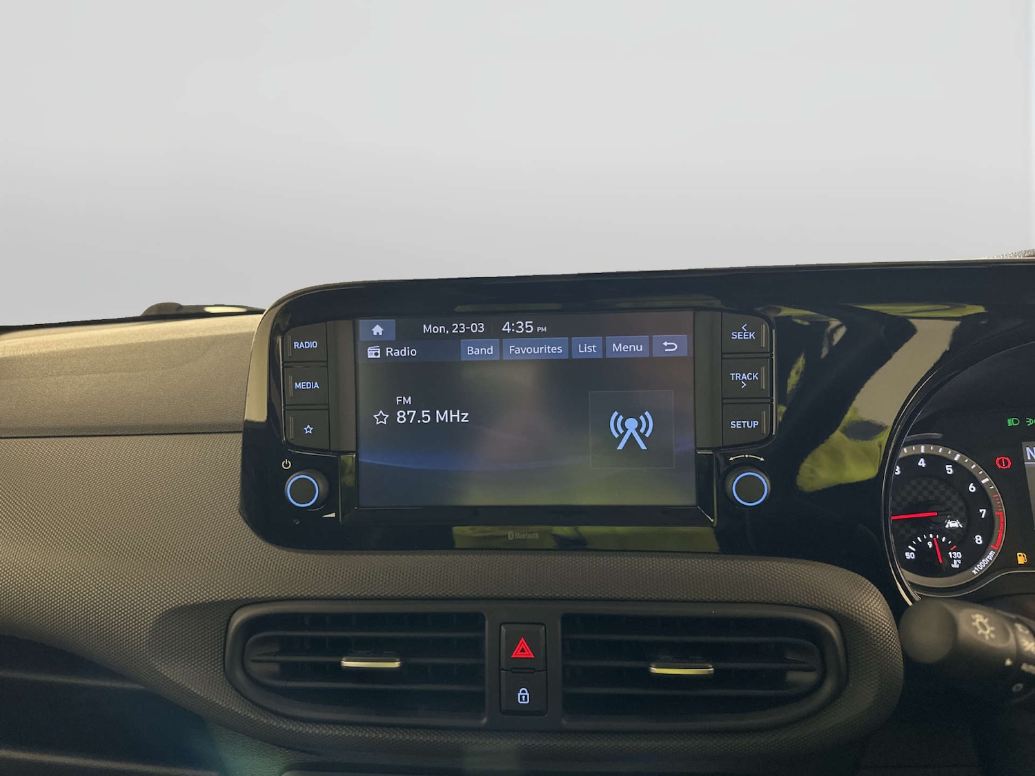 Used Hyundai i10 2022 for sale - 77989969: Photo 23