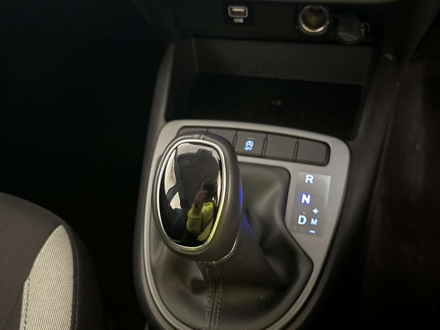 Used Hyundai i10 2022 for sale - 77989969: Photo 25