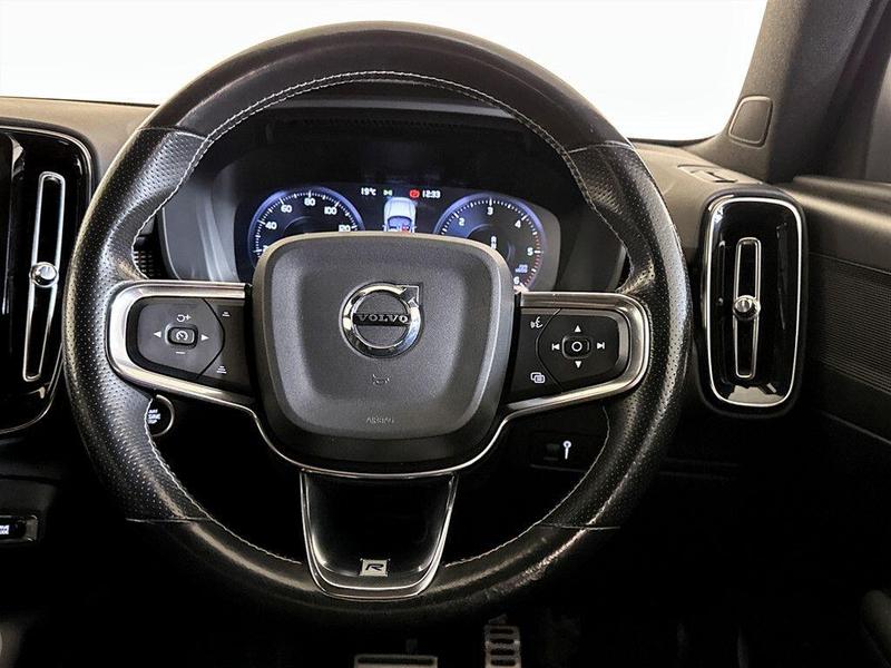 Used Volvo XC40 2018 for sale - 75982655: Photo 16