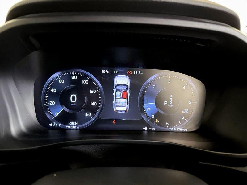 Used Volvo XC40 2018 for sale - 75982655: Photo 19