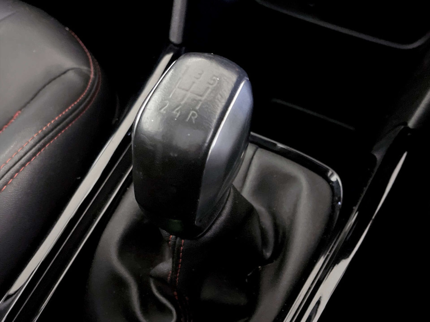 Used Peugeot 2008 2018 for sale - 77403477: Photo 27