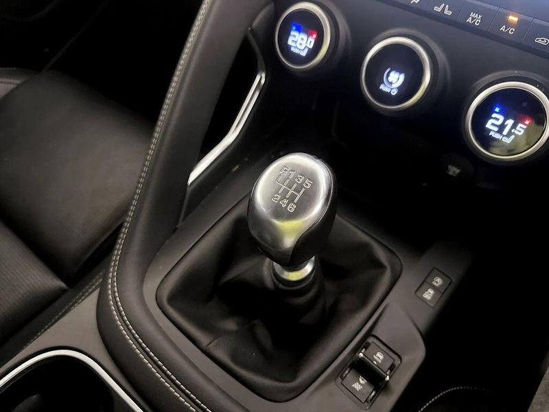 Used Jaguar E-Pace 2019 for sale - 76625361: Photo 26