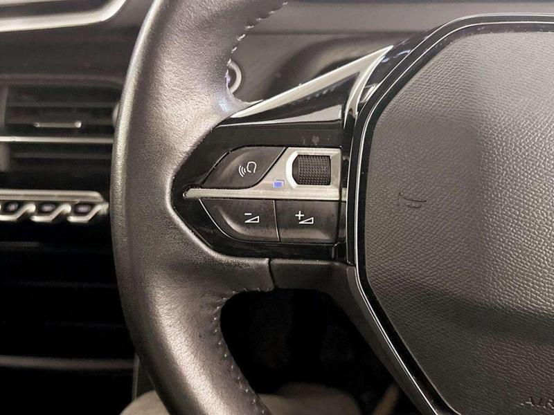 Used Peugeot 2008 2021 for sale - 76738804: Photo 17