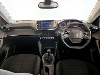 Used Peugeot 2008 2021 for sale - 76738804: Photo