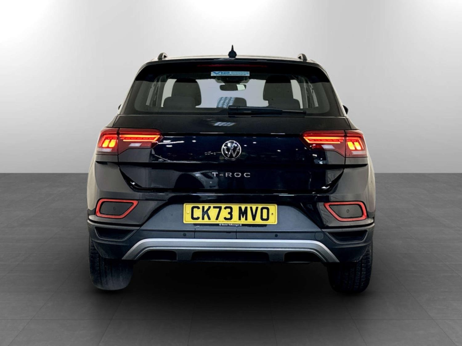 Used Volkswagen T-Roc 2023 for sale - 77288538: Photo 7