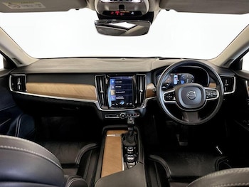 Used Volvo S90 2019 for sale - 76038020: Photo