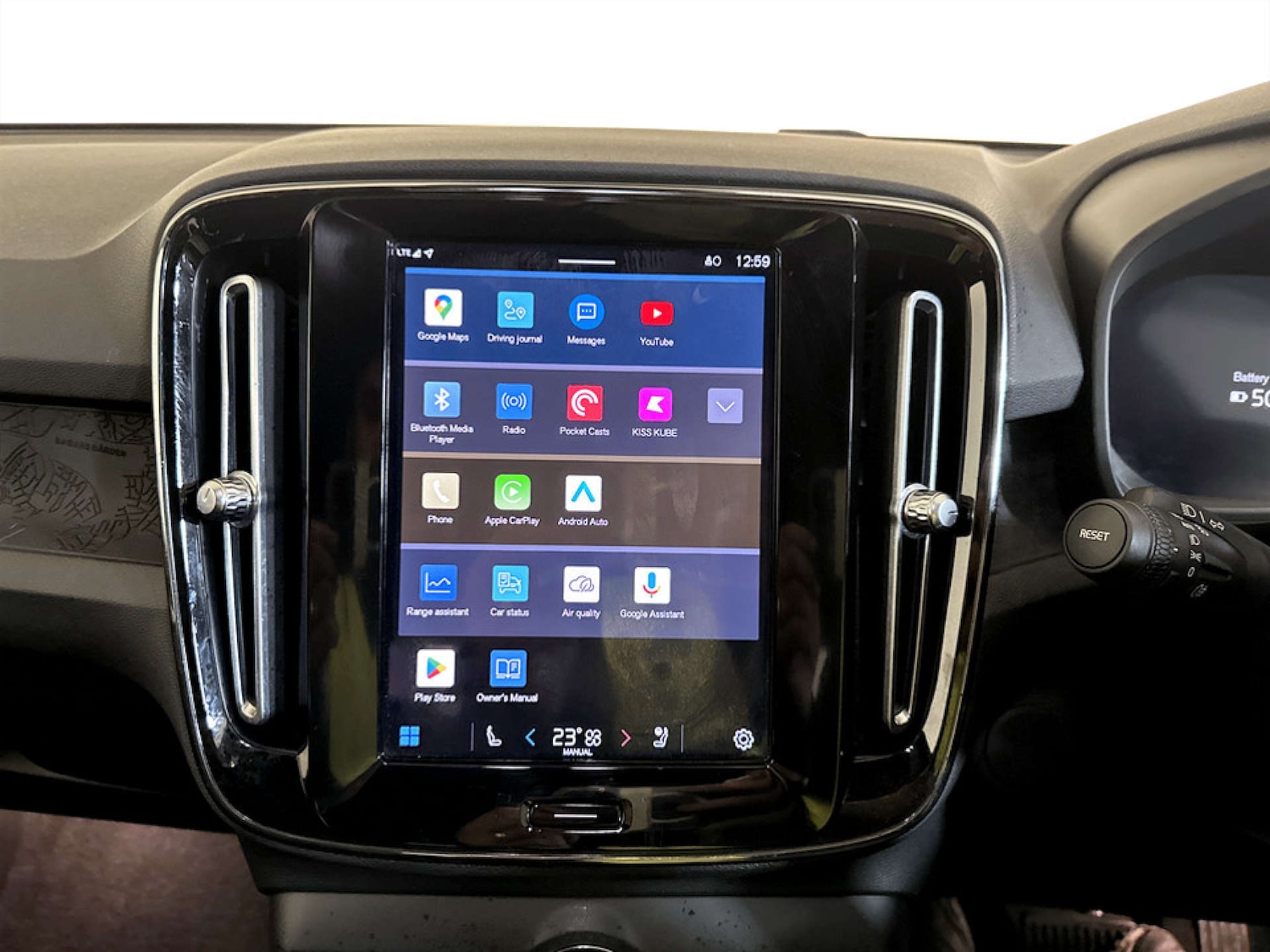 Used Volvo XC40 2022 for sale - 77186099: Photo 22