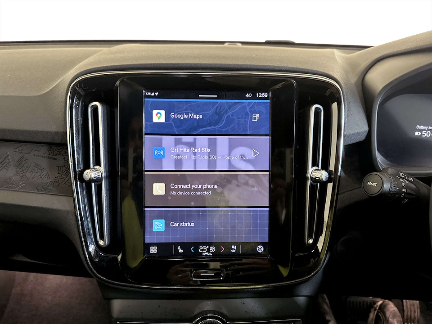 Used Volvo XC40 2022 for sale - 77186099: Photo 24