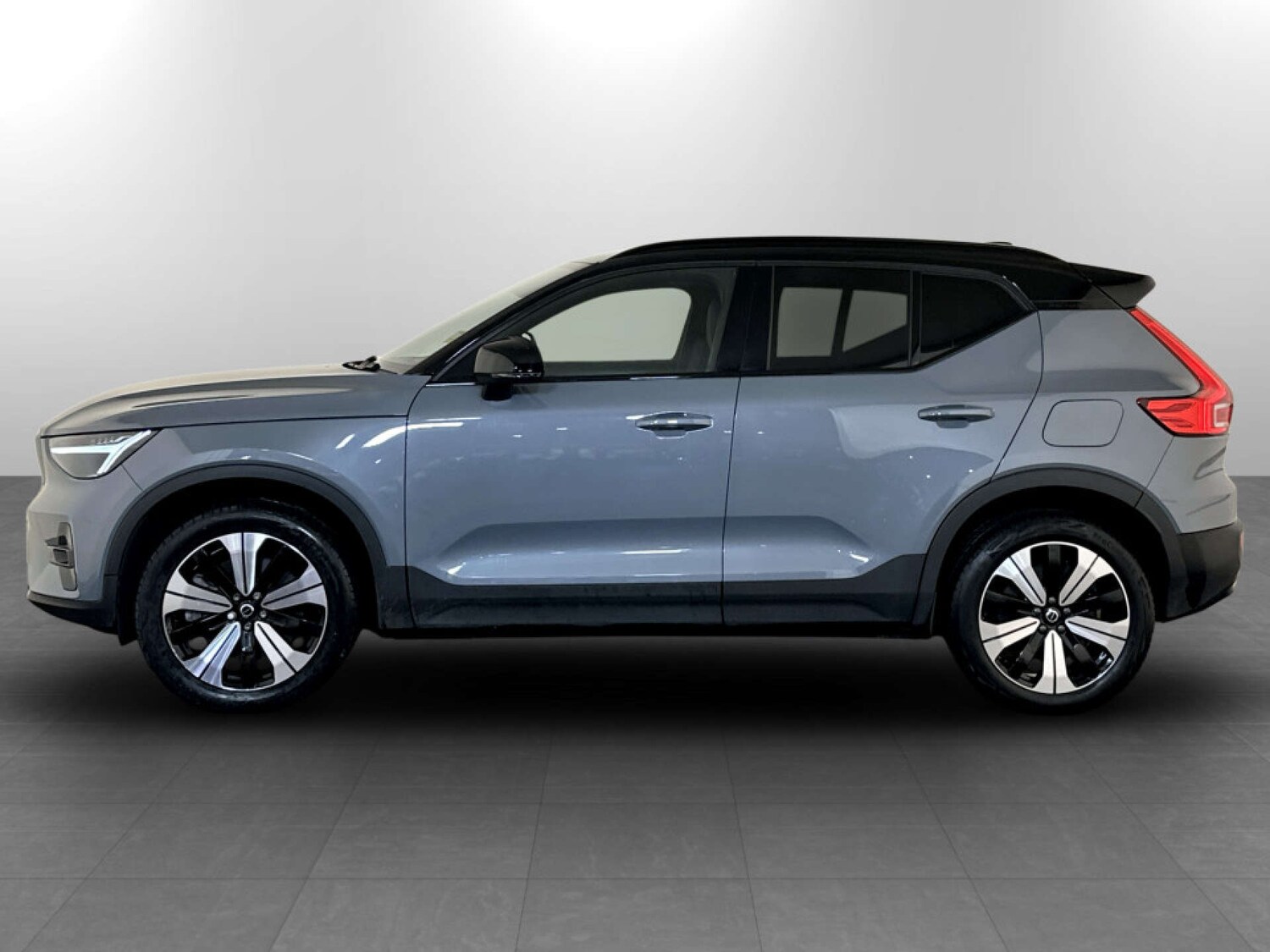Used Volvo XC40 2022 for sale - 77186099: Photo 7