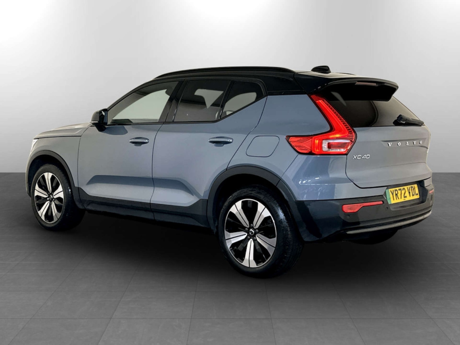 Used Volvo XC40 2022 for sale - 77186099: Photo 8