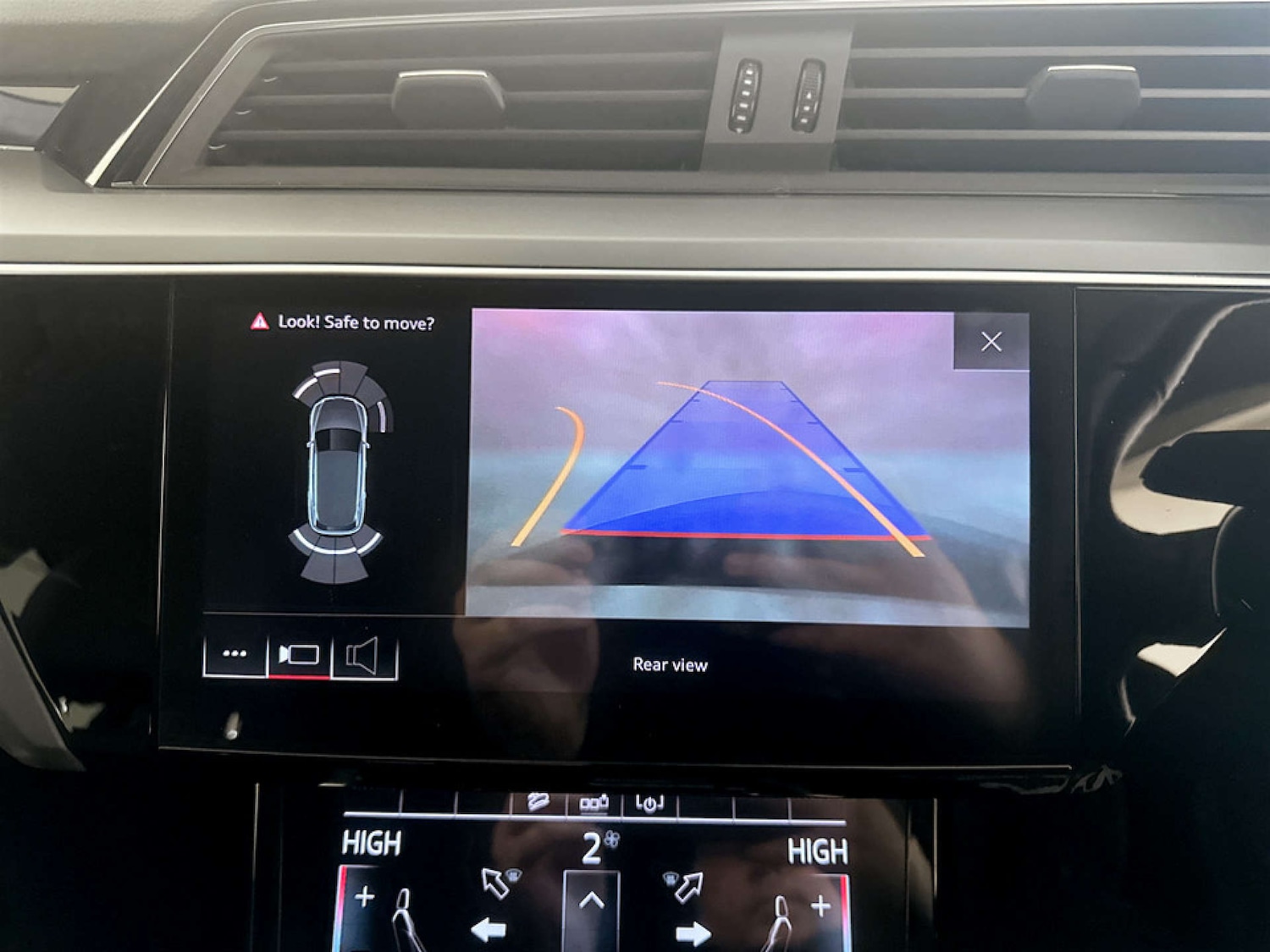 Used Audi e-tron 2020 for sale - 77734946: Photo 21