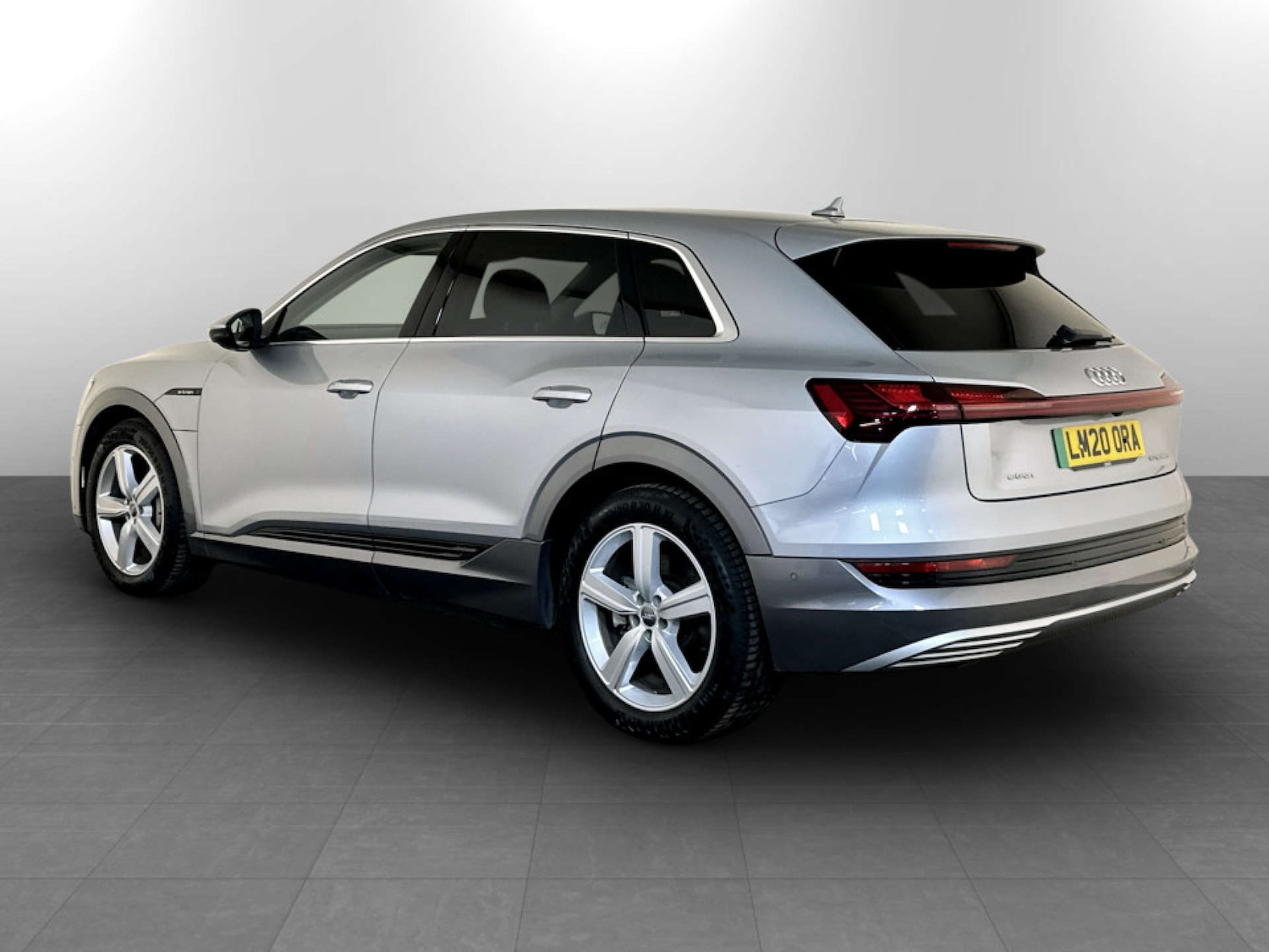 Used Audi e-tron 2020 for sale - 77734946: Photo 8