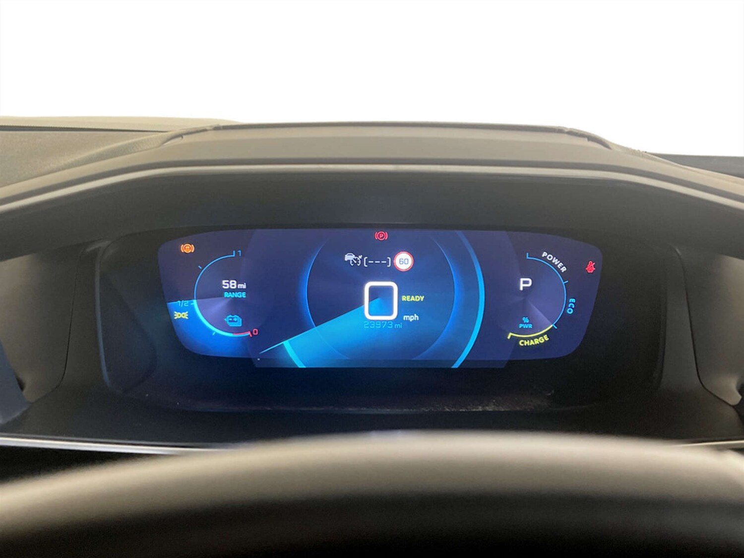 Used Peugeot E-2008 2020 for sale - 77701563: Photo 18