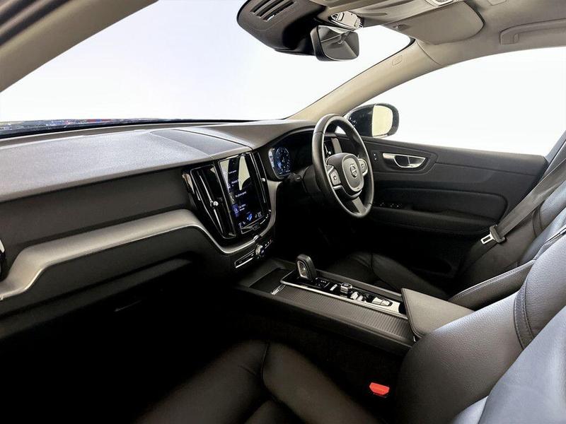 Used Volvo XC60 2020 for sale - 76234752: Photo 12