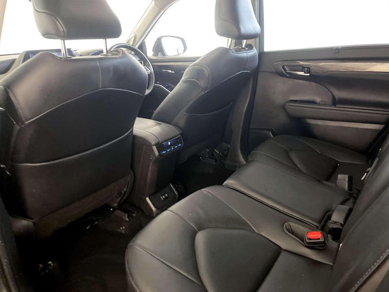 Used Toyota Highlander 2021 for sale - 77148073: Photo 14