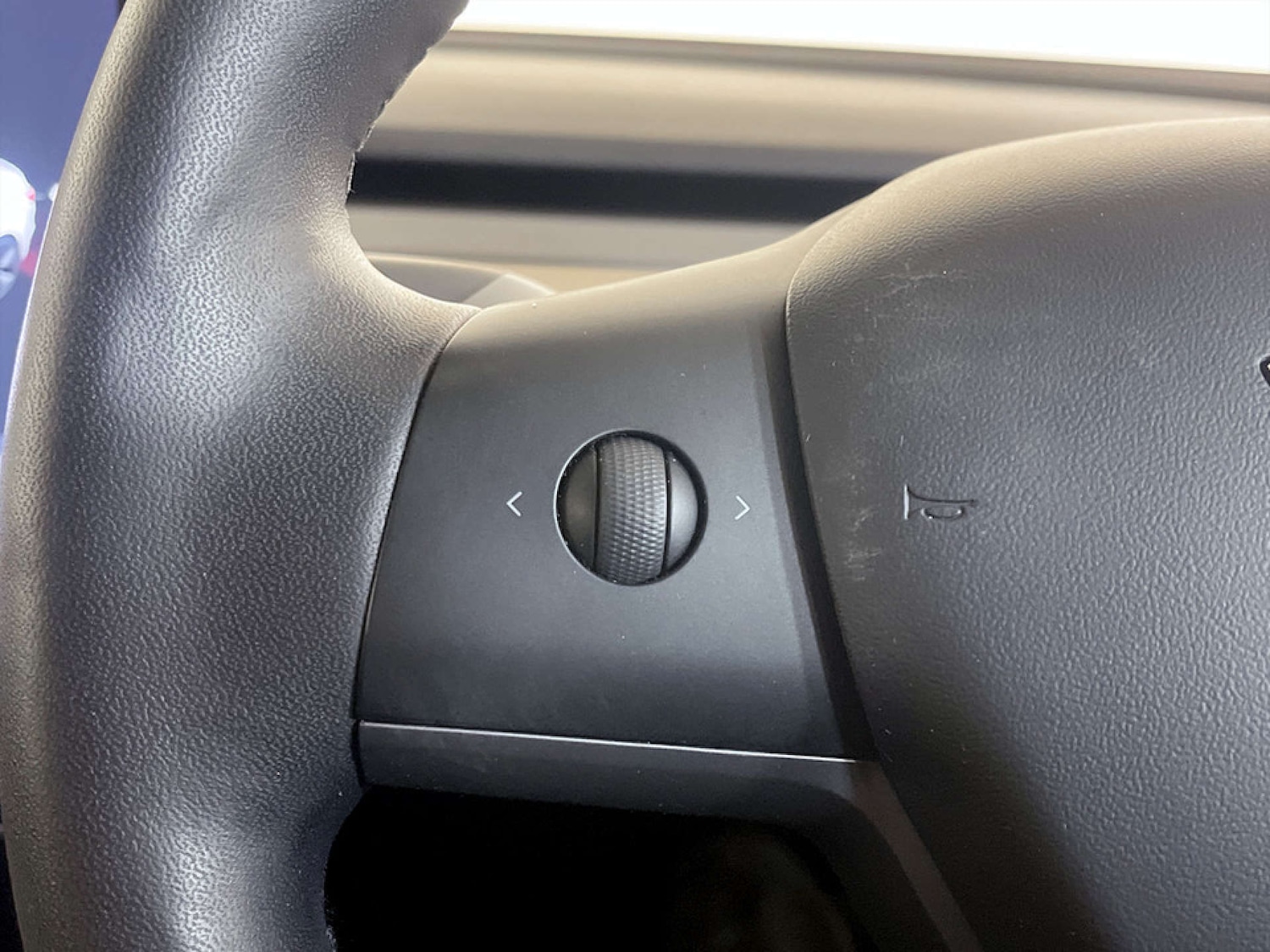 Used Tesla Model 3 2019 for sale - 77494217: Photo 17