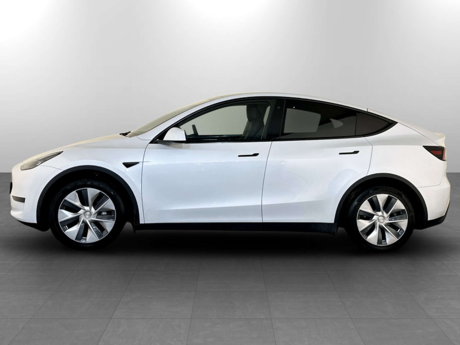 Used Tesla Model Y 2023 for sale - 77571296: Photo 6