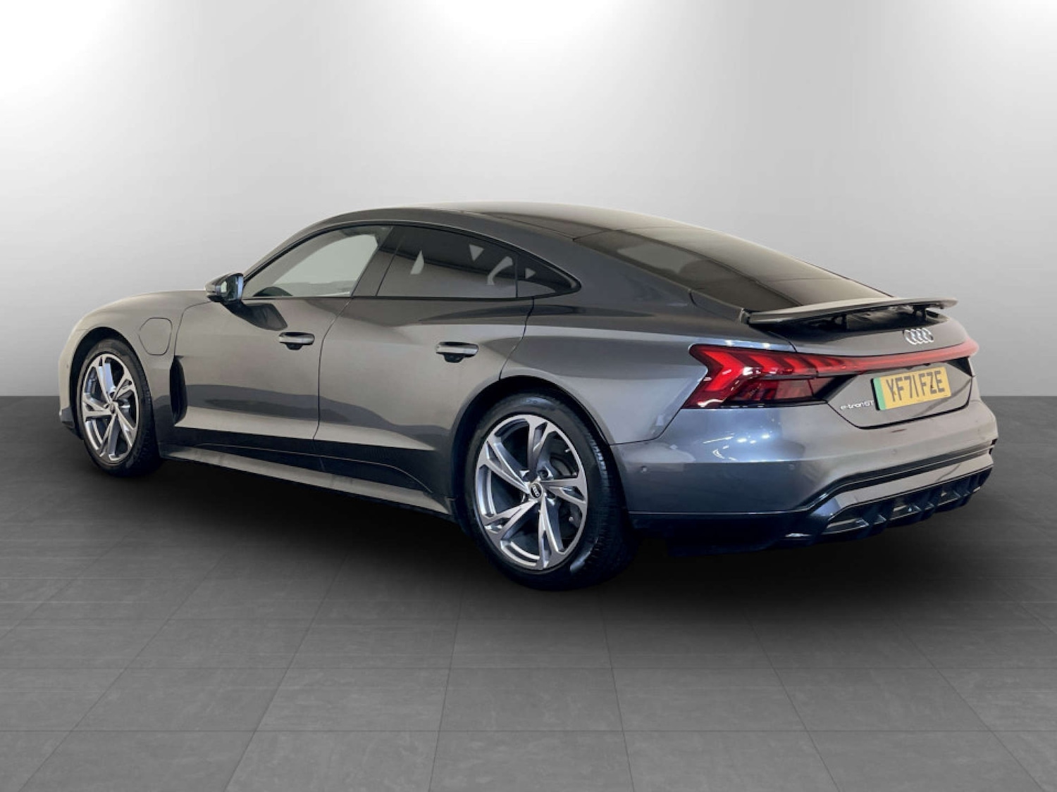 Used Audi e-tron GT 2021 for sale - 77185904: Photo 8