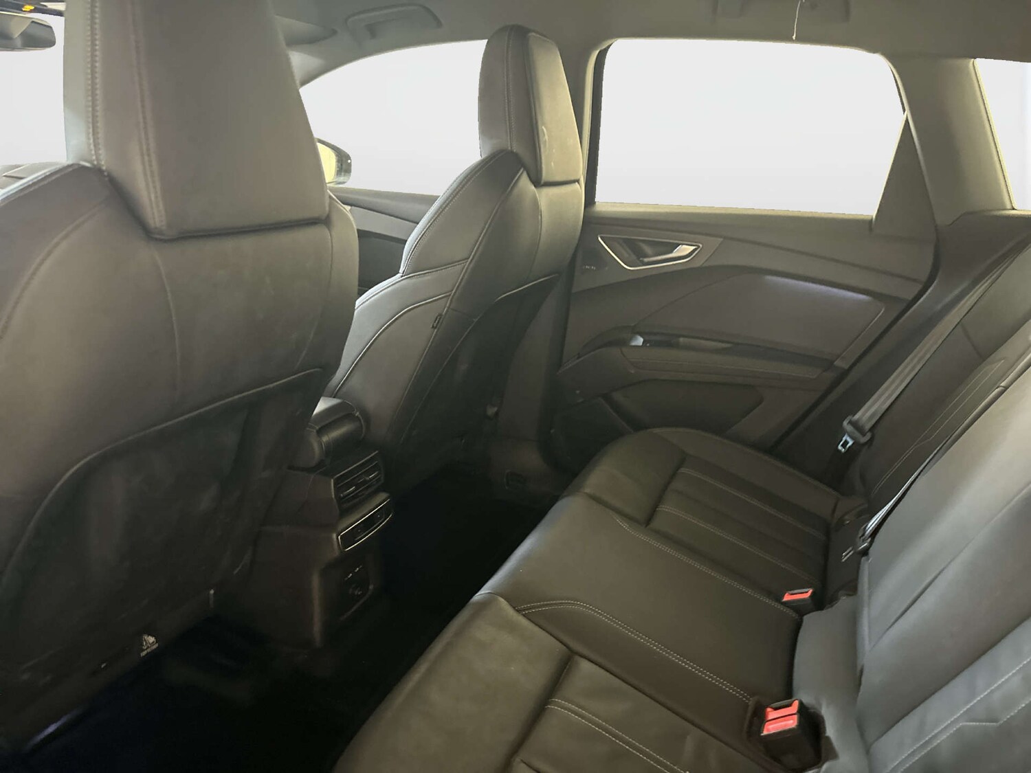 Used Audi Q4 e-tron 2023 for sale - 78091316: Photo 14