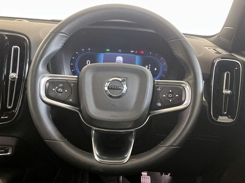 Used Volvo XC40 2022 for sale - 76557440: Photo 15